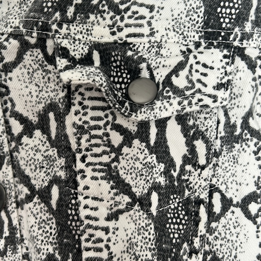 Frame Denim “gris multi” python jacket - Picture 6 of 9